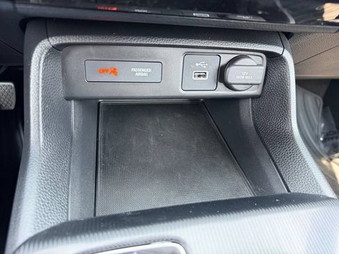 Used 2023 Honda Civic LX image 27
