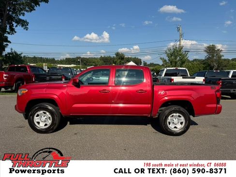 Used 2018 Toyota Tacoma SR AWD/4WD image 6