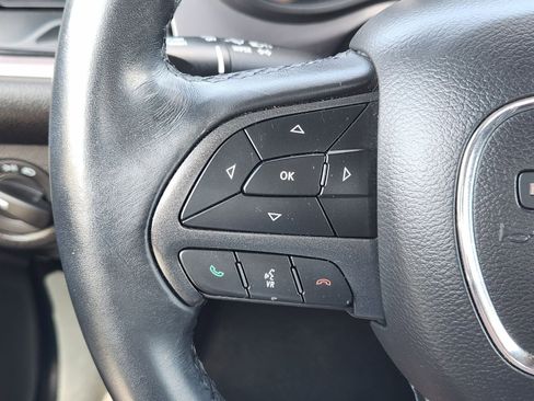 Used 2019 Dodge Challenger SXT image 34