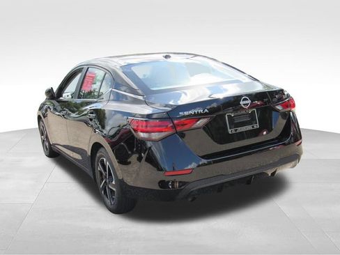 Certified 2024 Nissan Sentra SV FWD image 7