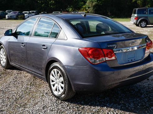 Used 2014 Chevrolet Cruze LS FWD image 5