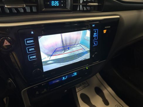 Used 2017 Toyota Corolla LE image 13