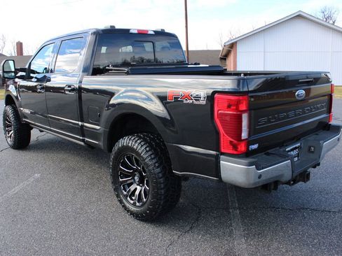 Used 2020 Ford F250 Lariat w/ Lariat Ultimate Package image 7