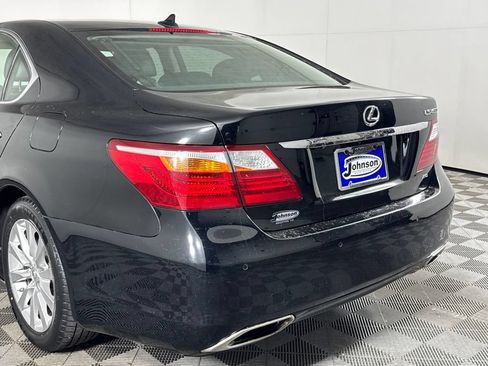 Used 2011 Lexus LS 460 AWD w/ Luxury Value Edition image 41