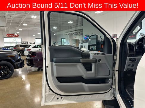 Used 2022 Ford F450 Limited w/ FX4 Off-Road Package AWD/4WD image 10