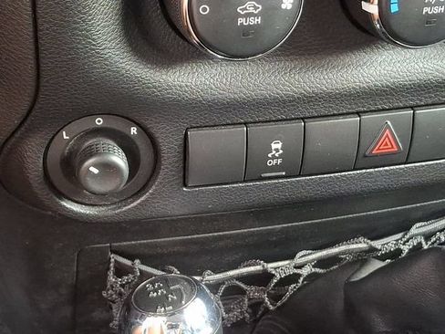 Used 2012 Jeep Wrangler Unlimited Sport AWD/4WD image 29