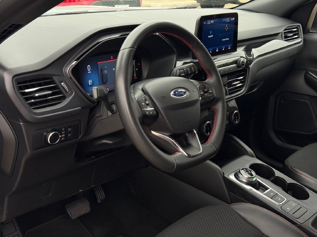 Used 2025 Ford Escape ST-Line FWD image 8