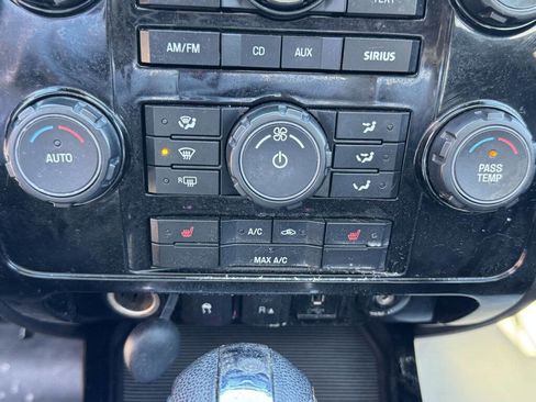 Used 2009 Ford Escape Limited image 18