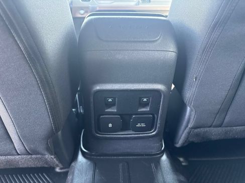 Used 2022 Ford Bronco Outer Banks AWD/4WD image 16