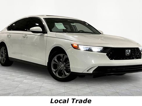 Used 2024 Honda Accord EX image 3