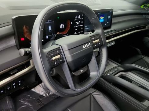 Used 2027 Kia Telluride EX w/ Towing Package FWD image 50