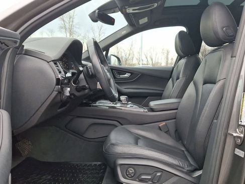 Used 2018 Audi Q7 3.0T Prestige w/ Prestige Package image 17
