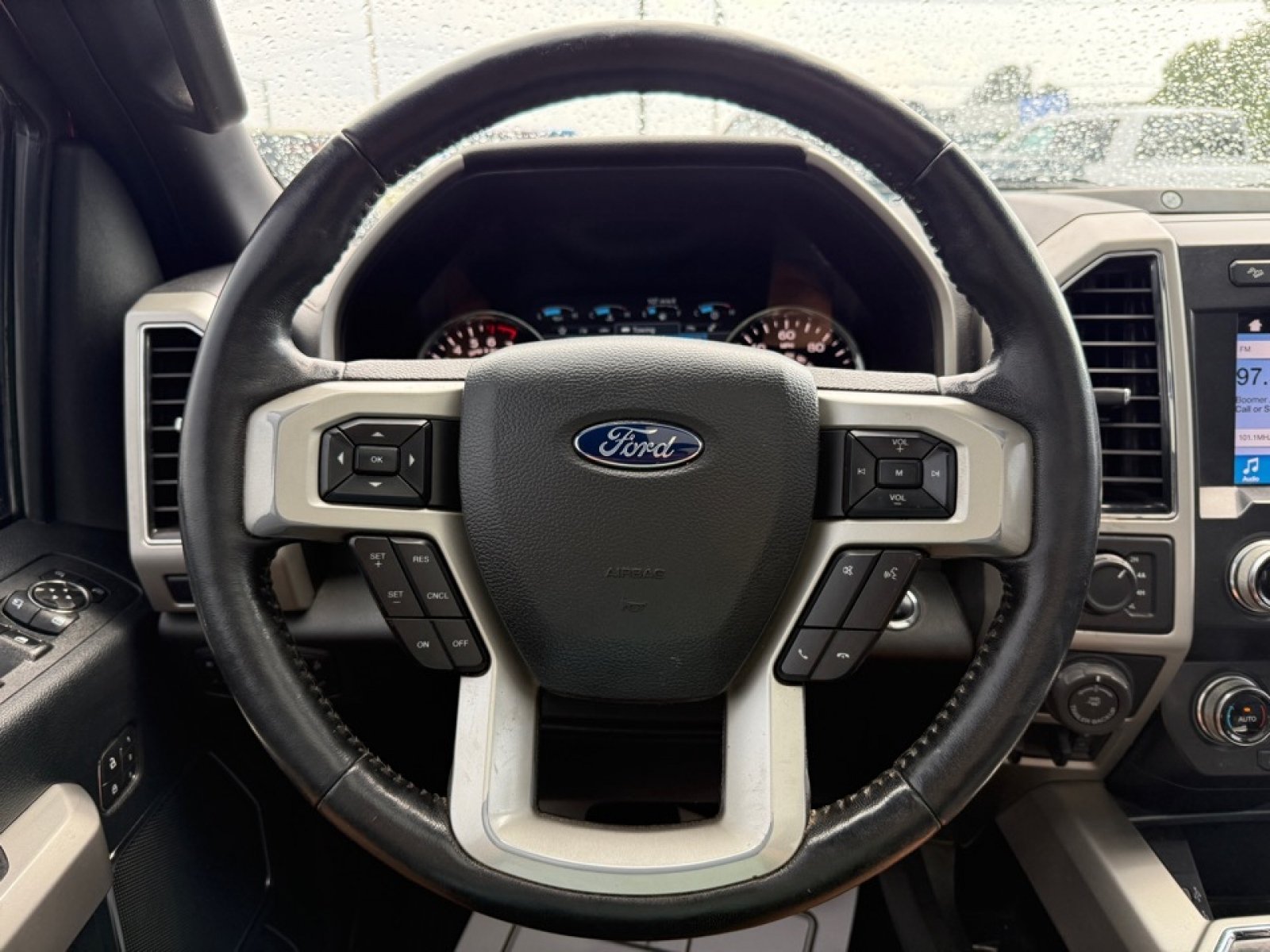 Used 2019 Ford F150 Lariat w/ Equipment Group 502A Luxury AWD/4WD image 22