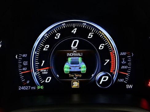 Used 2018 Chevrolet Corvette Stingray Convertible w/ 1LT image 25