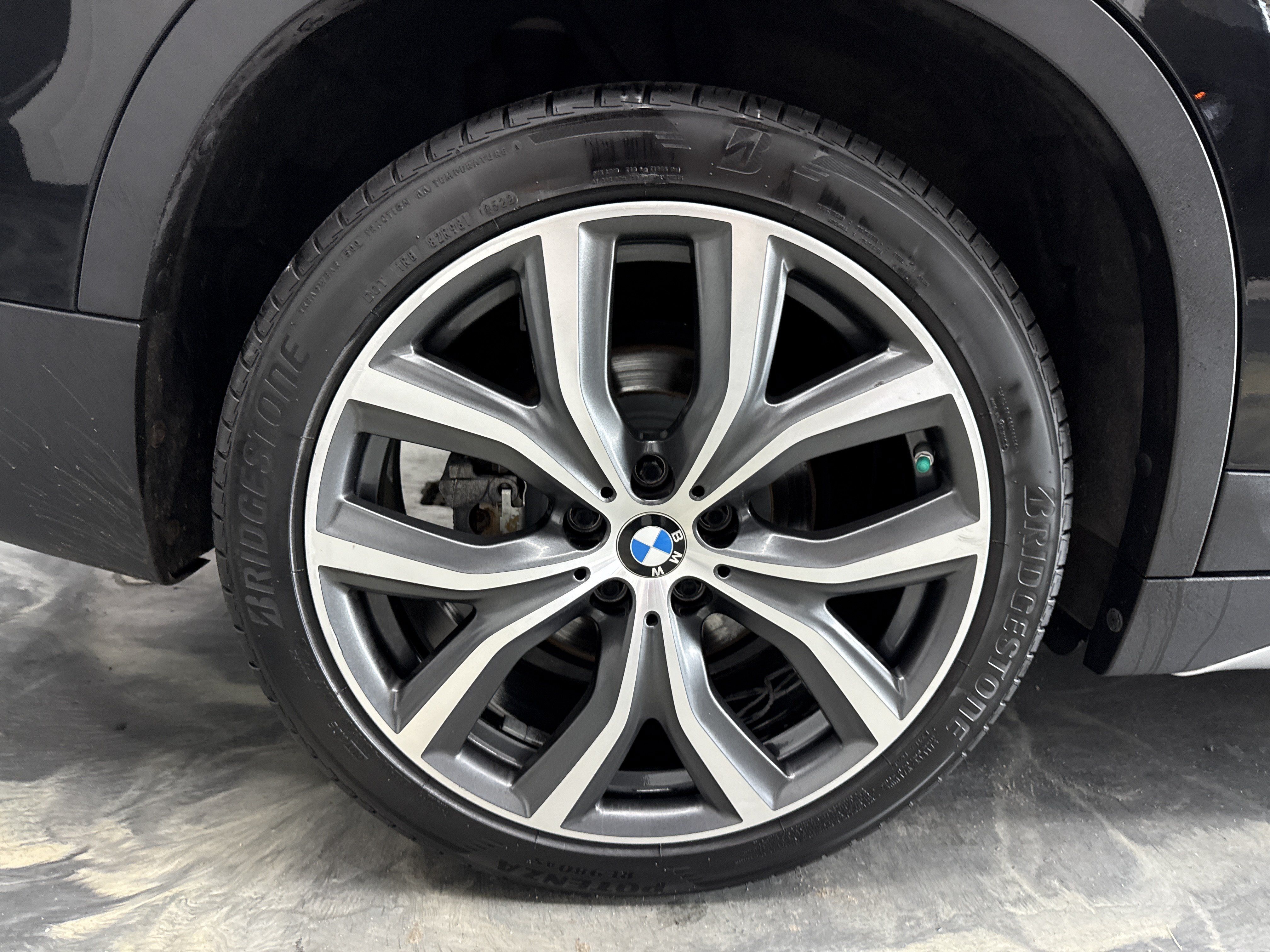 Used 2017 BMW X1 xDrive28i AWD/4WD image 25