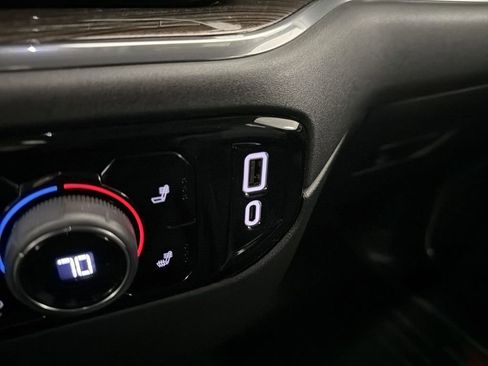 Used 2024 Chevrolet Silverado 1500 LT image 52