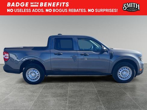 Used 2025 Ford Maverick XL image 3