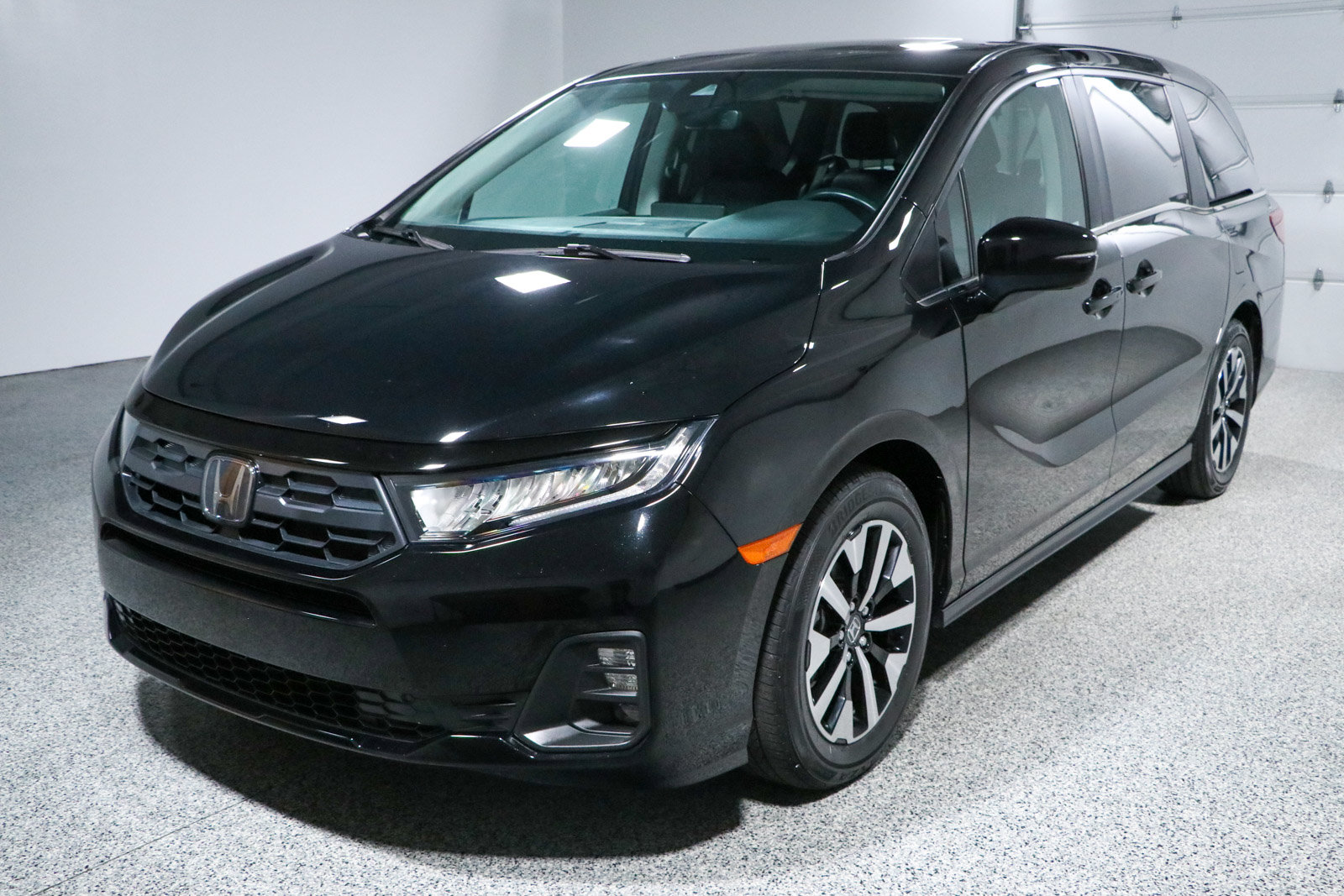 Used 2025 Honda Odyssey EX-L image 34