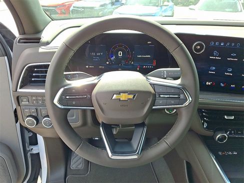 New 2026 Chevrolet Suburban LT w/ Comfort Package image 9