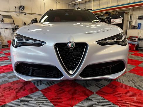 Used 2024 Alfa Romeo Stelvio Ti w/ Performance Driving Package AWD/4WD image 2