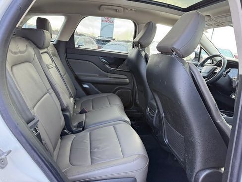 Used 2024 Lincoln Corsair Reserve w/ Equipment Group 201A image 17