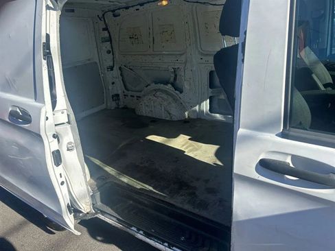 Used 2016 Mercedes-Benz Metris image 9