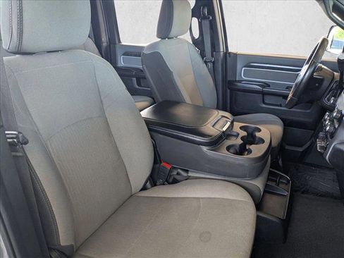 Used 2022 RAM 2500 Big Horn AWD/4WD image 18