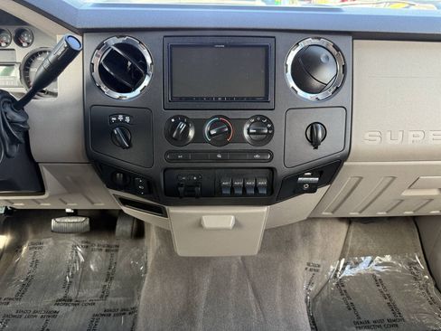 Used 2010 Ford F250 XLT AWD/4WD image 17