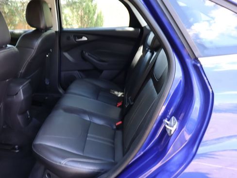 Used 2014 Ford Focus Titanium FWD image 20
