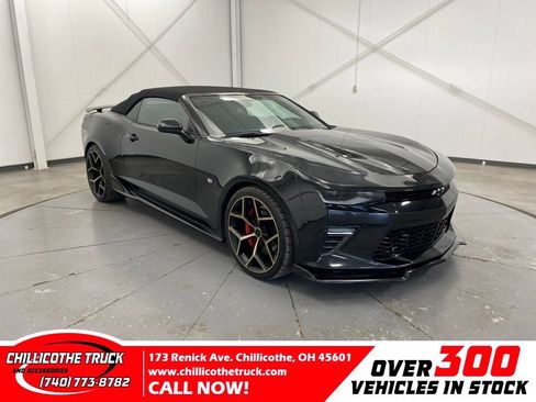 Used 2018 Chevrolet Camaro SS RWD image 1
