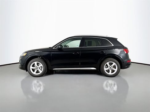 Certified 2023 Audi Q5 2.0T Premium w/ Convenience Package image 4