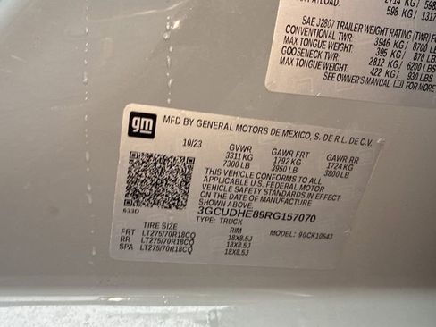 Used 2024 Chevrolet Silverado 1500 ZR2 w/ Technology Package image 6