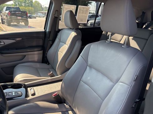 Used 2017 Honda Pilot Touring image 14