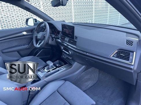 Used 2025 Audi SQ5 Premium Plus w/ Premium Plus Package image 7
