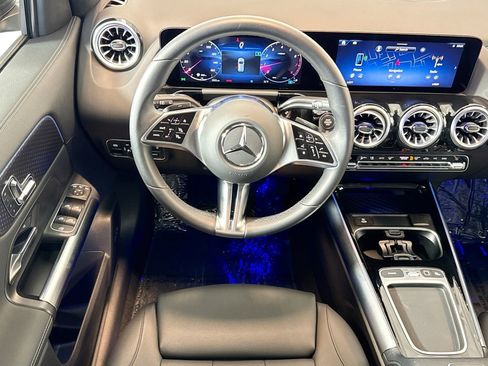 Certified 2025 Mercedes-Benz GLA 250 image 20
