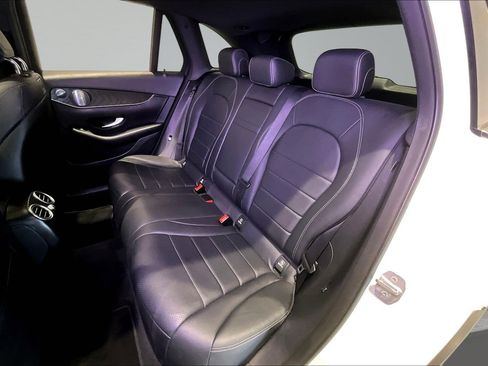 Used 2018 Mercedes-Benz GLC 300 4MATIC w/ Multimedia Package image 22