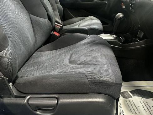 Used 2010 Honda Fit Sport image 28