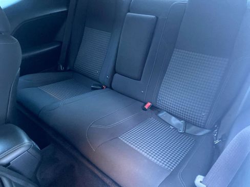 Used 2018 Dodge Challenger R/T w/ Driver Convenience Group image 9