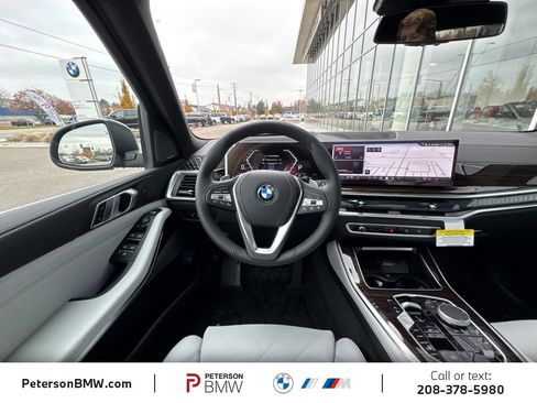 New 2026 BMW X5 xDrive50e image 13