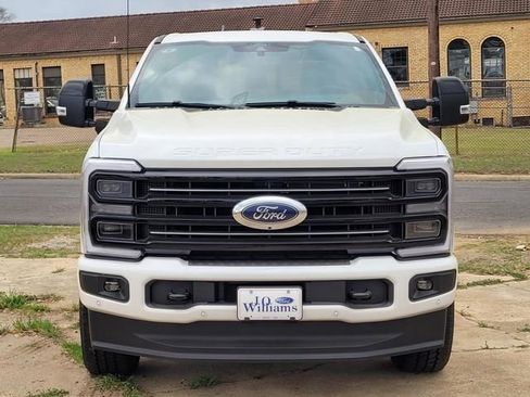 New 2026 Ford F250 Platinum w/ FX4 Off-Road Package image 2