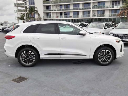 New 2025 Audi Q5 Premium image 7