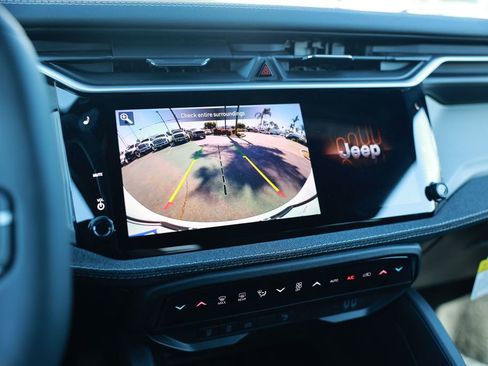 New 2026 Jeep Cherokee Laredo AWD/4WD image 20