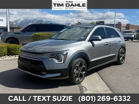 Used 2023 Kia Niro EX Touring FWD image 5
