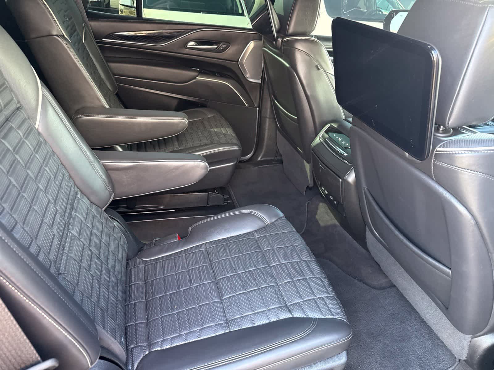 Used 2023 Cadillac Escalade V AWD/4WD image 29