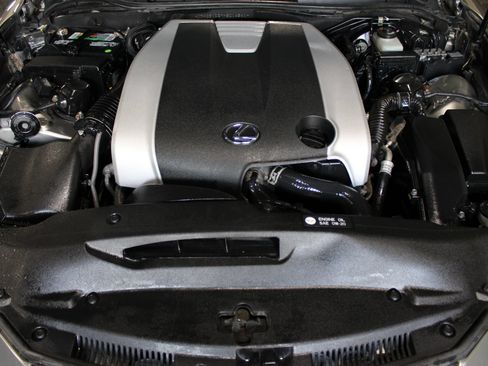 Used 2017 Lexus IS 350 AWD image 40