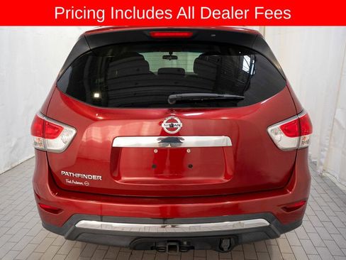 Used 2016 Nissan Pathfinder S FWD image 4