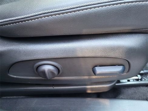 Used 2023 Buick Encore GX Essence w/ Experience Buick Package image 16