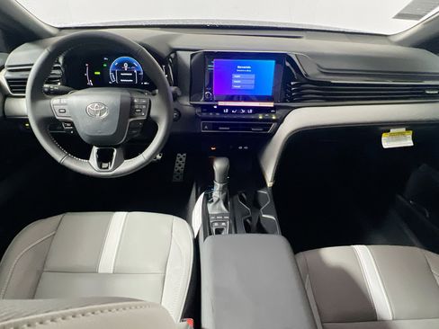 New 2026 Toyota Camry SE image 30