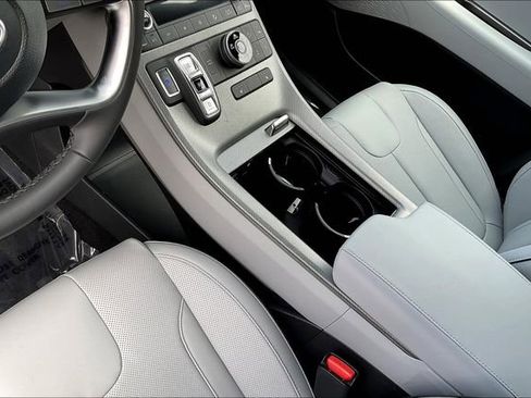 New 2025 Hyundai Palisade SEL image 8