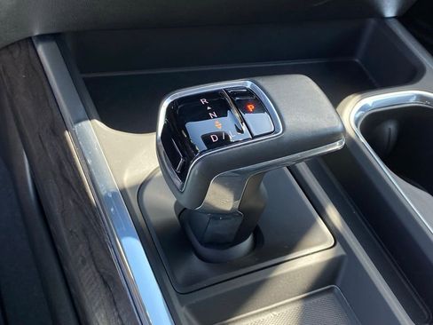 Used 2024 Chevrolet Silverado 1500 LTZ w/ LTZ Premium Package AWD/4WD image 19